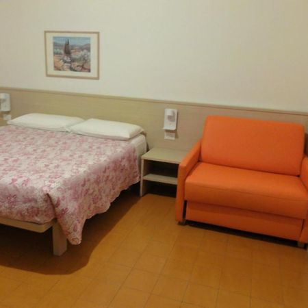 Al Pontesel Hotel Garda  Ngoại thất bức ảnh